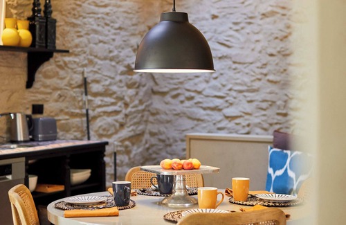 Armamar House | Melro Cottage House (pintahouse.com)