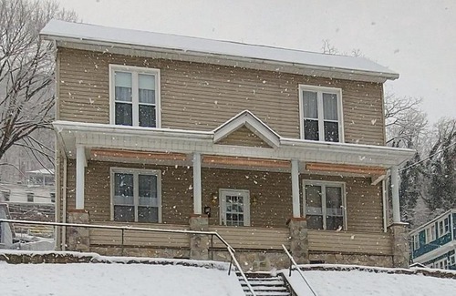 Bellepoint Villa | MemeTori Cozy Vacation House