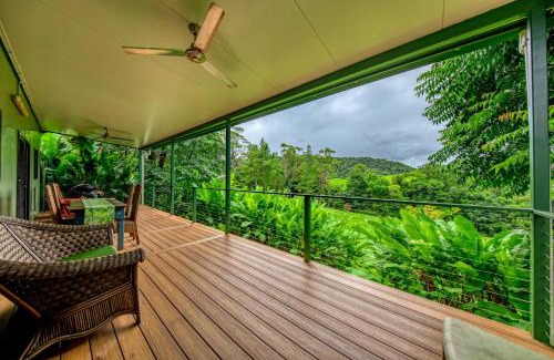 Utchee Creek House | Mena Creek Flower House