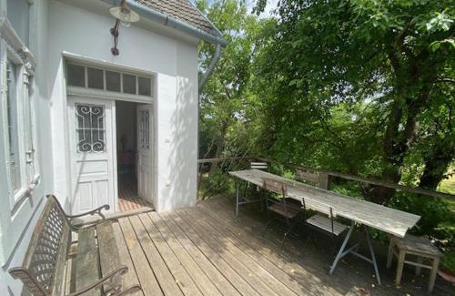 Mencshely House | MencsVár