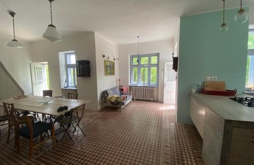 Mencshely House | MencsVár
