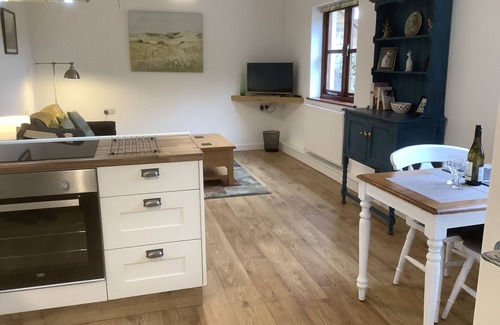 Shipham Cottage | MENDIP COTTAGE, with a garden in Shipham