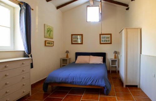 Montbron House | Menet