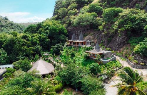 West Manggarai Resort | Menjaga Bay
