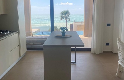 Sciacca Villa | Meravigliosa Villa con Vista su Canale di Sicilia e Piscina a Sfioro