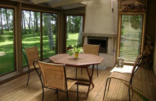 Salme House | Mere Holiday House