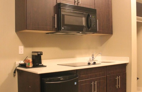 County of Vermilion River Hotel | Meridian Inn & Suites Lloydminster