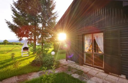 Hrastnik Ski Chalet | MERIKOTKA - a cozy wooden cottage, sLOVEnia