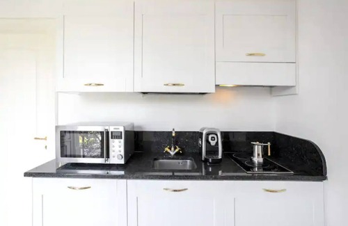 Cormons Apartment | Merlot Apartment [Villa Beatrice 1836]