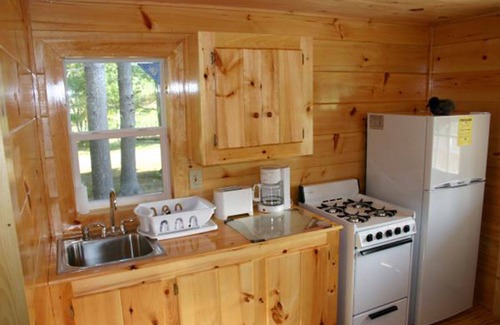 Howland Cabin | Merrill Brook Cabins - Cabin 2