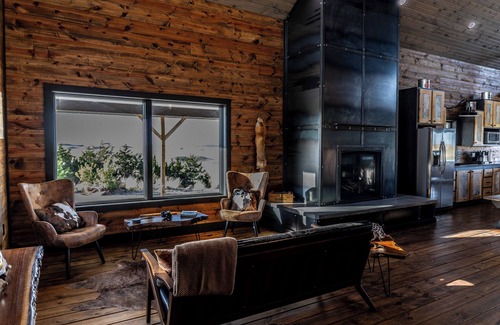 Valentine Cabin | Merritt Dam Road Hill House