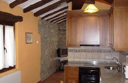 Samitier Apartment | Mesón de Samitier apartments for 4 people