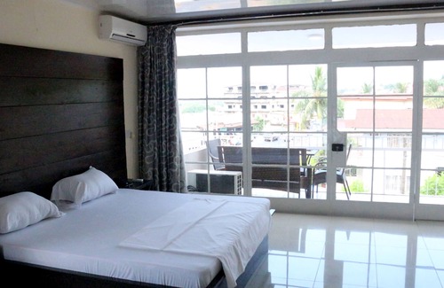 Freetown Hotel | Metro Hotel