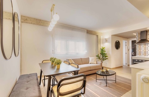 San Blas-Canillejas Apartment | Metropolitano III apartment in Madrid