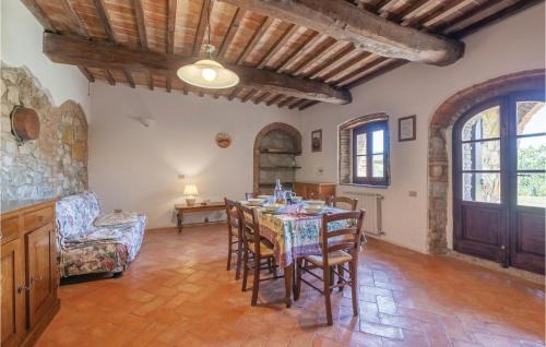 Montecatini Val di Cecina Apartment | Metta