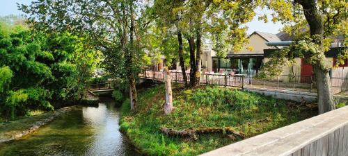 Aramits Apartment | Meublé de tourisme au cœur du village à Aramits , haut Béarn