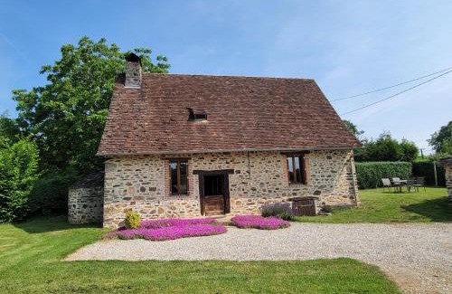 Salon-la-Tour House | Meublé de tourisme " Les Étourneaux "