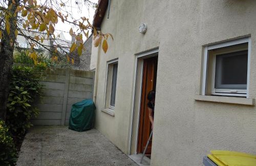 Nogent-sur-Seine House | Meuble de la Tour
