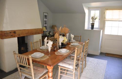 Helston House | Mews Cottage