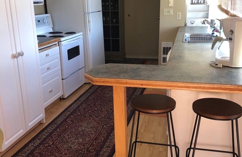 Halfmoon Bay Apartment | Mezzaluna Garden Suite