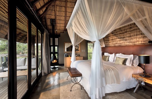 Vaalwater Cabin | Mhondoro Safari Lodge & Villa