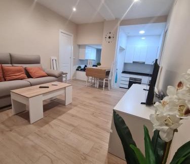 Ciudad Jardin Apartment | Mi Casa es Su Casa