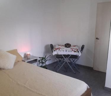 Comuna 10 Apartment | Mi lugar