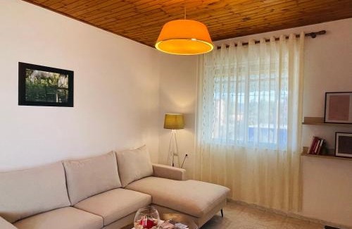Divjake Apartment | Mia Guest House - Entire home with balcony & garden