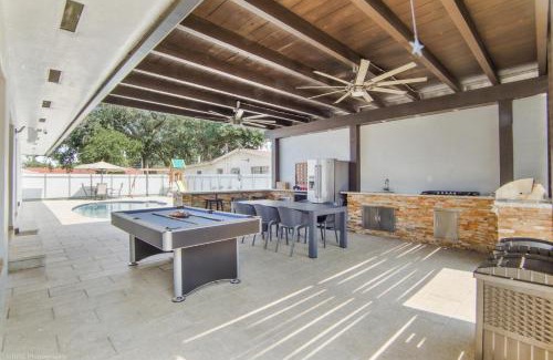Miami Gardens House | Miami House Pool Game Room BBQ L24
