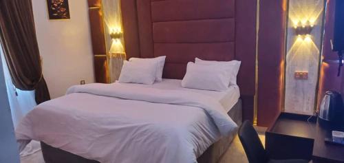 Abakaliki Hotel | Miami Underground Club and Lounge