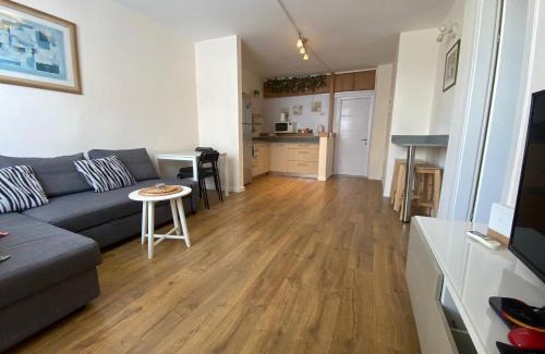 Netanya Apartment | Michael's Boutique Apartment