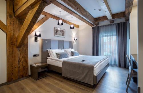 Old Town Hotel | Michaelson Boutique Hotel & SPA Brícoła