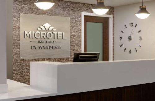 Weyburn Hotel | Microtel Inn and Suites by Wyndham Weyburn