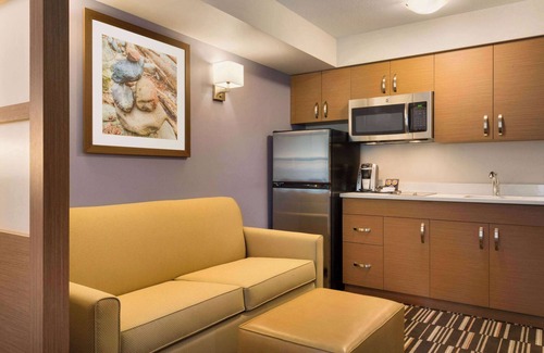 North Oyster Hotel | Microtel Inn & Suites by Wyndham Oyster Bay