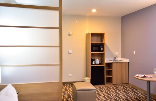 Cuauhtemoc Hotel | Microtel Inn & Suites by Wyndham Cuauhtemoc Campos Menonitas