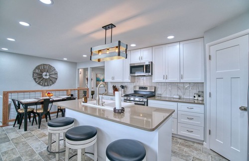 Sterling House | Mid-Century Modern Ranch Home TOTALLY Renovated With Country living
