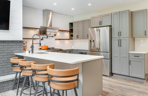 Plymouth Apartment | Mid-Century Tenney Mountain Condo Near Hiking