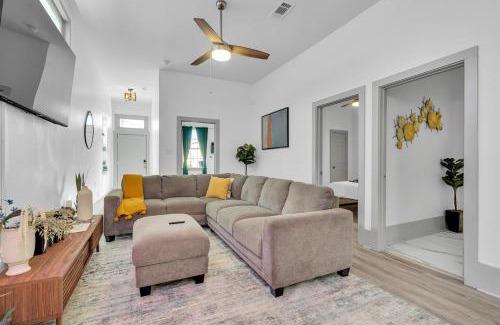 Treme House | Mid-city Oasis Private Fire Pit Retreat