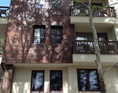 Velingrad Apartment | MIDAS - Borov Park