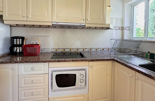 Alporchinhos Condo | Middle House - Stay in Love