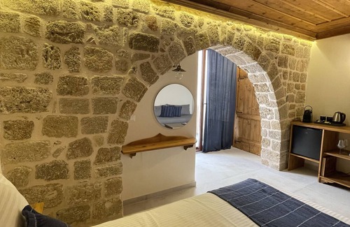 Rhodes Old Town Bed & Breakfast | Midgard Suites - Medieval Town