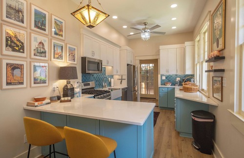 Midtown House | Midtown Central Gardens Bungalow