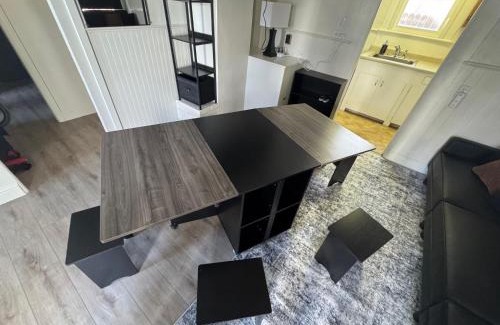Midtown House | Midtown Hideaway 1 BR Nest