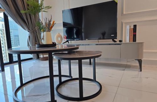 Bangsar Apartment | MidValley Bangsar Stylish Suite by DingDing