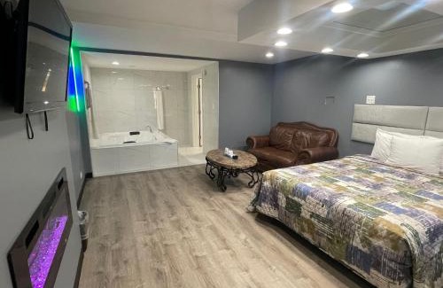 Oak Lawn Hotel | Midway Inn & Suites