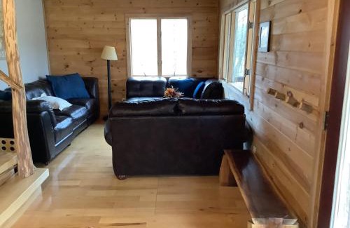 Ulster House | Mighty Oak near Sayre Towanda