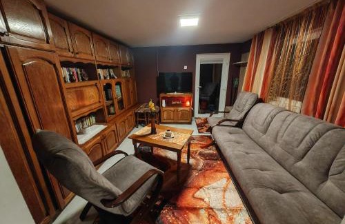 Miercurea-Ciuc Apartment | Miklós Lak