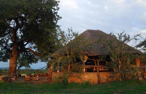 Morogoro Hotel | Mikumi Wilderness Camp