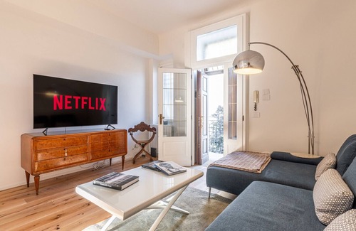 Zona Padova Apartment | Milano NoLo - Modern two-room apartment with a/c and balcony