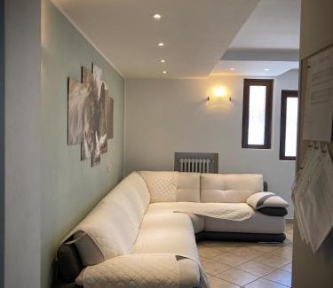 Somma Lombardo Bed & Breakfast | Milele